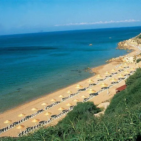 Th - Le Castella Village 4*