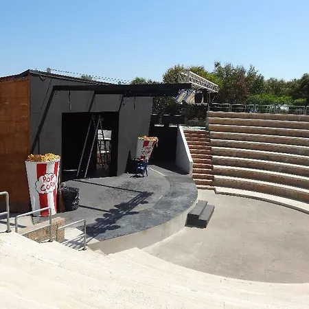 Th - Le Castella Village 4*